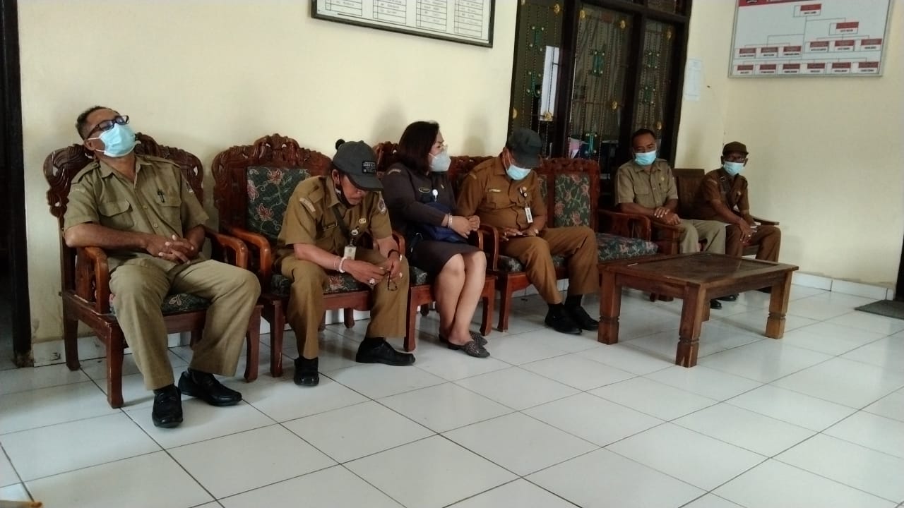 Pembinaan Administrasi Desa oleh Kecamatan Nusa Penida